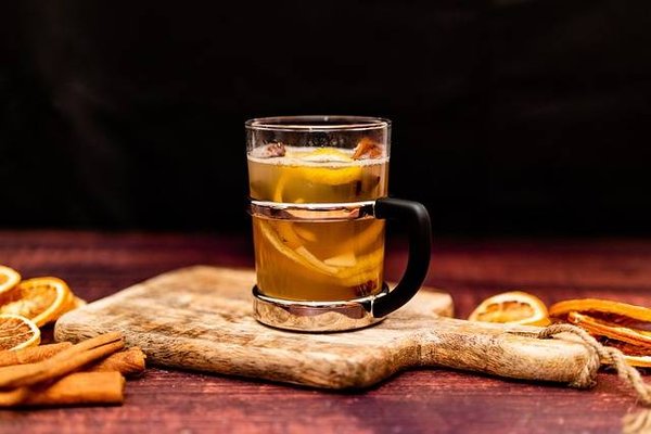Quelle est l'origine du vin chaud ?
