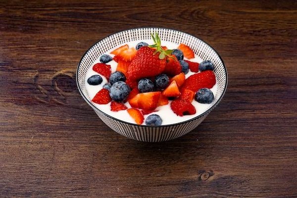 Quels sont les snacks sains et rassasiants à grignoter entre les repas ?